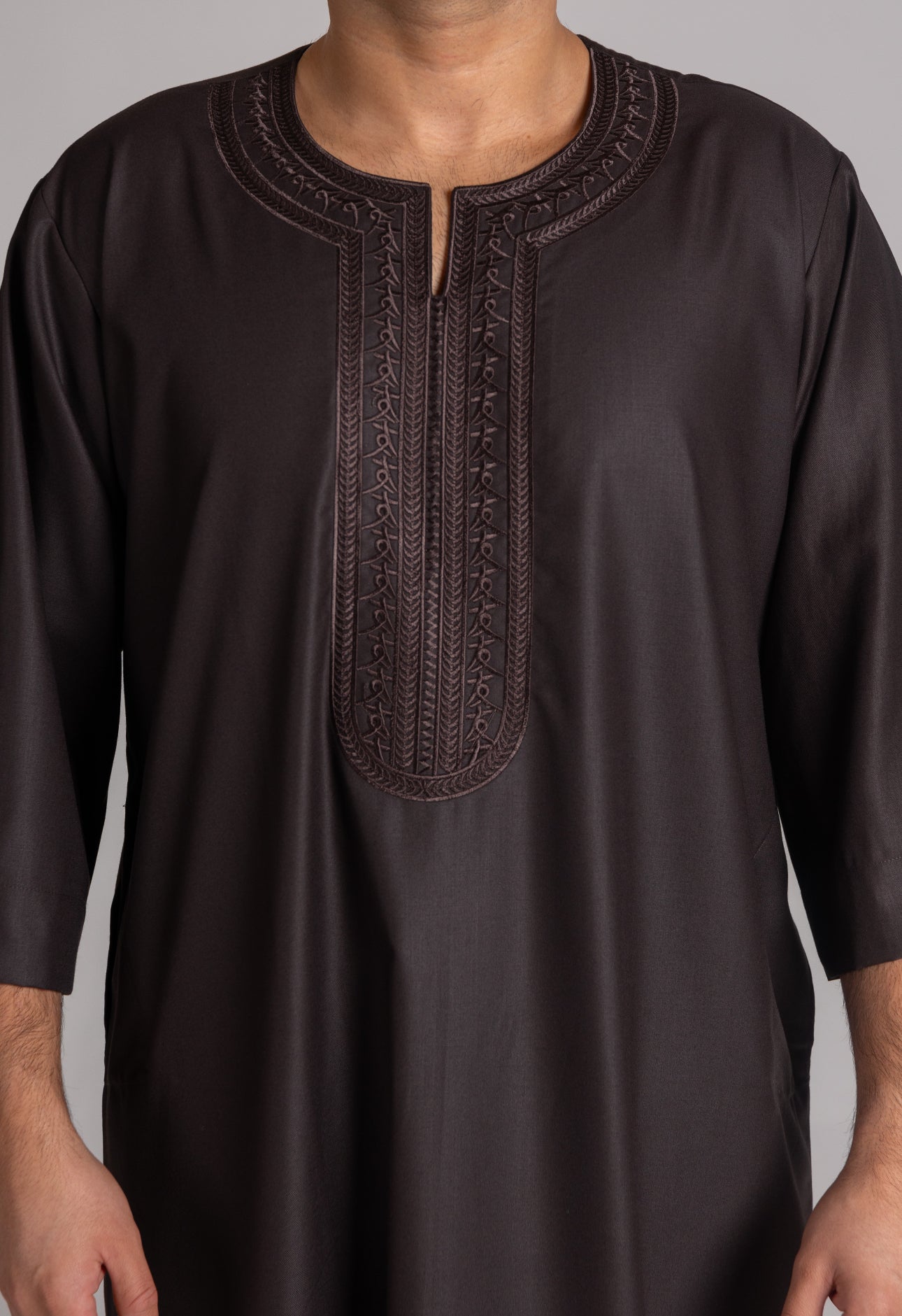 Premium 3 Quarter Sleeve Thobe Brown image 4