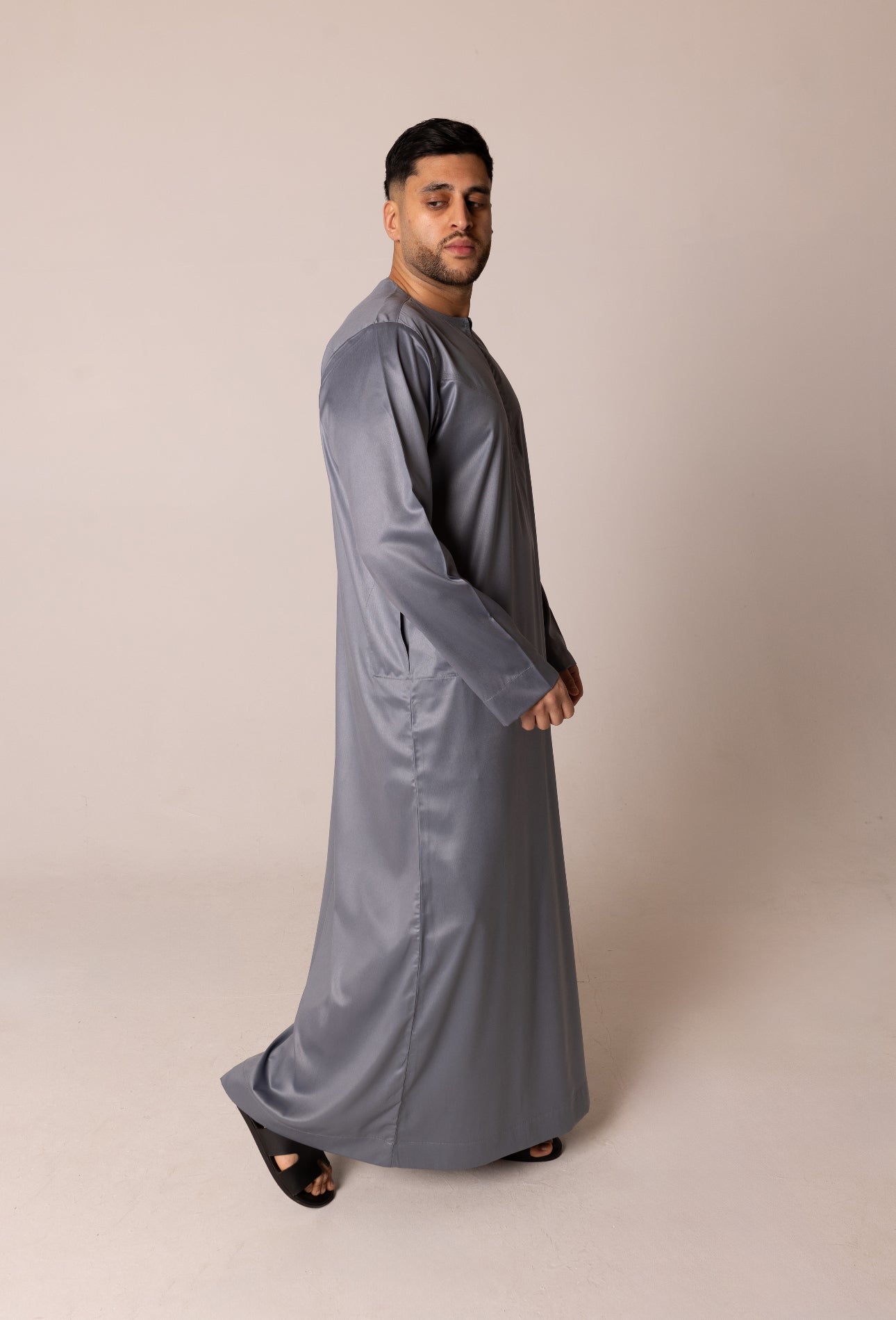 Classic Emirati Thobe ( Dark Grey ) image 0