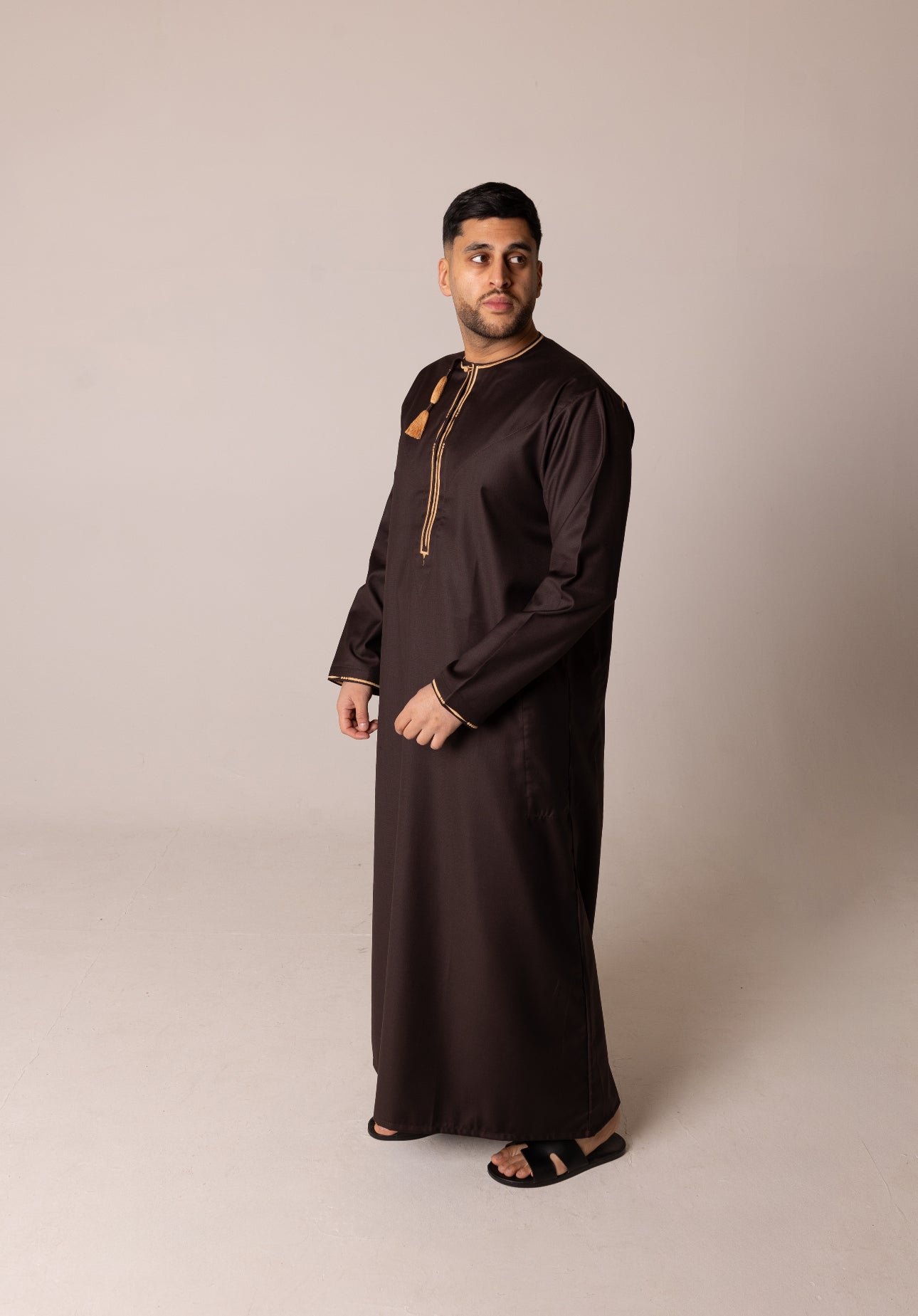 Brown & Gold Patterned Omani Thobe RM25 image 3
