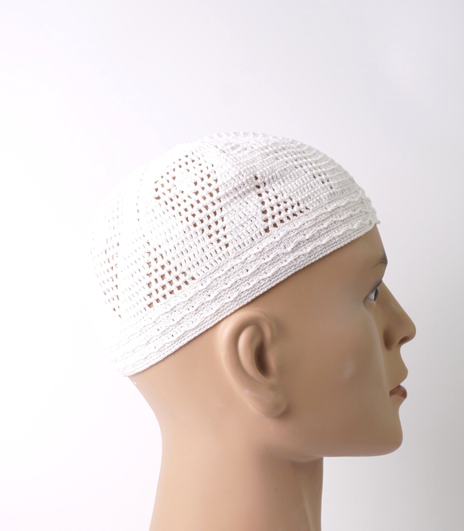 Damishq White Hat Hand Knitted