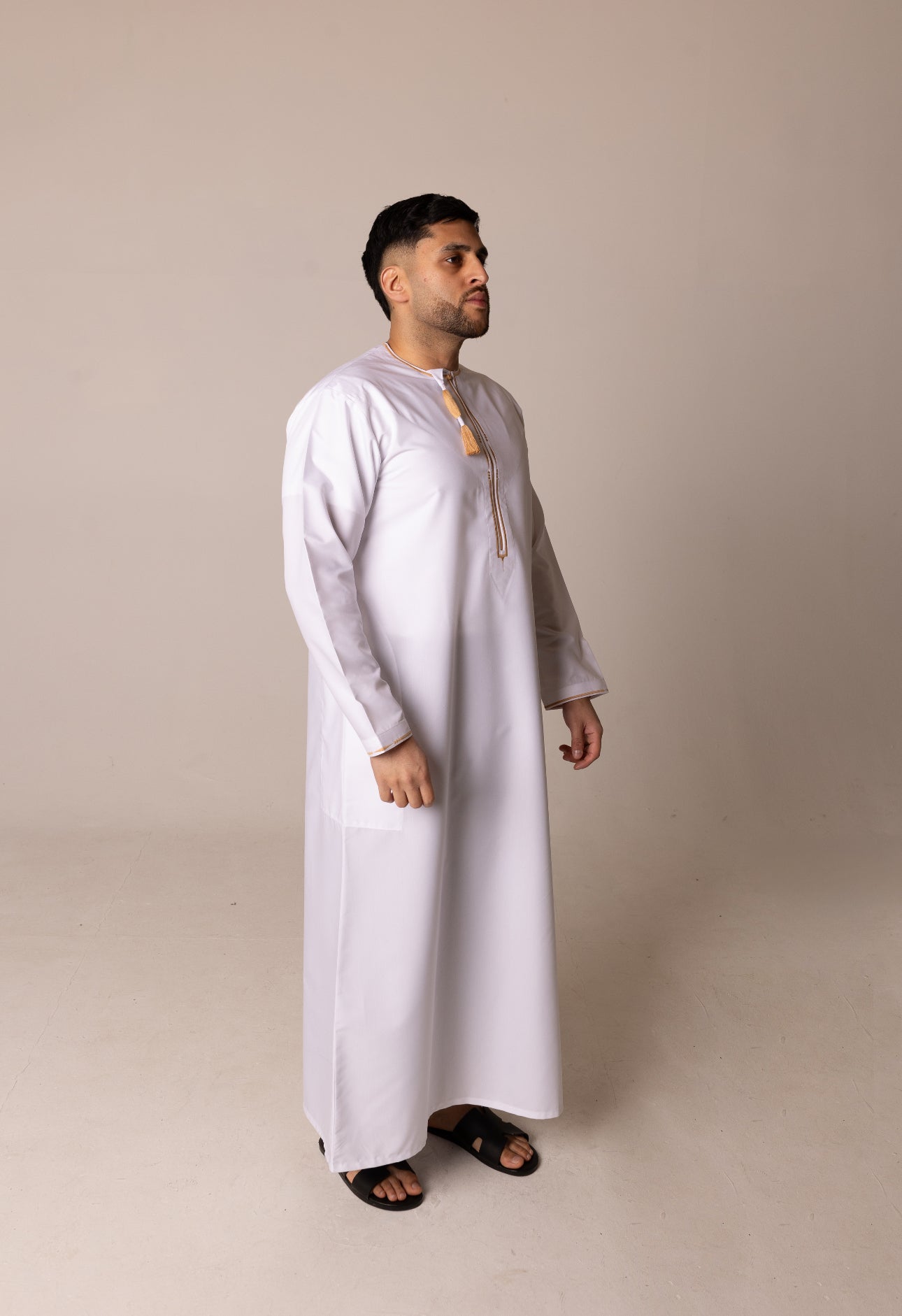 White & Gold Patterned Omani Thobe RM25 image 6
