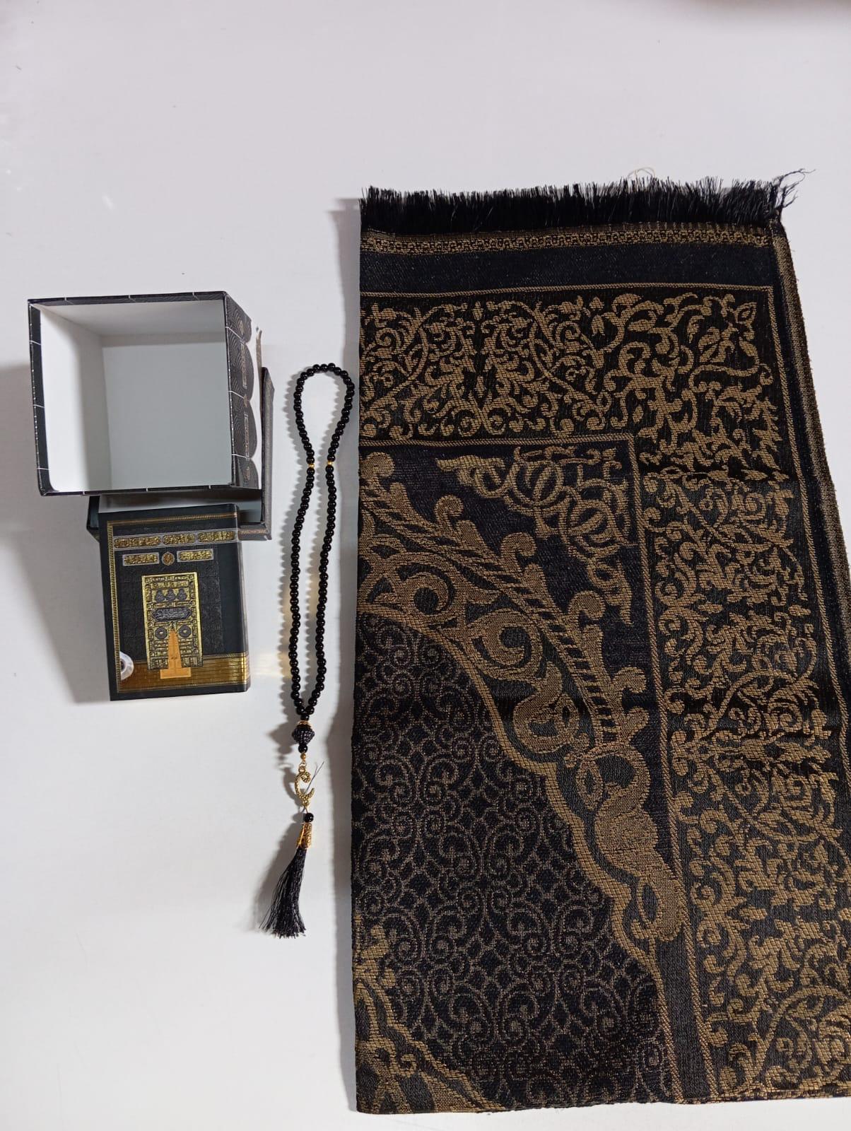 Kaba Box with Quraan Prayer mat & Tasbeeh