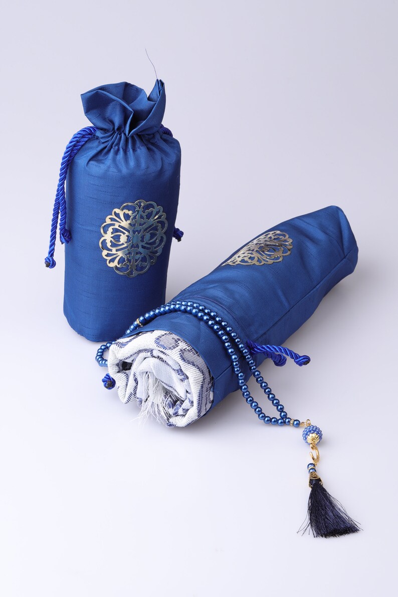 Prayer Mat & Tasbih Gift Set