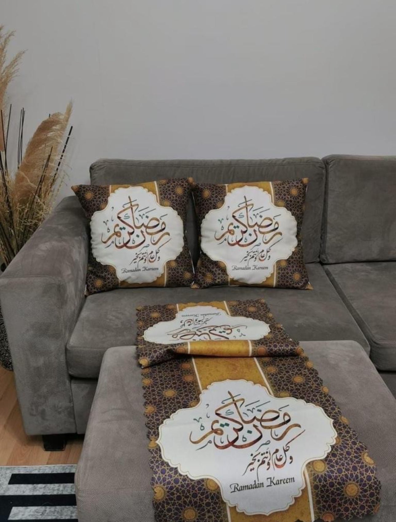 Ramdhan 2 x pillow & Table cover