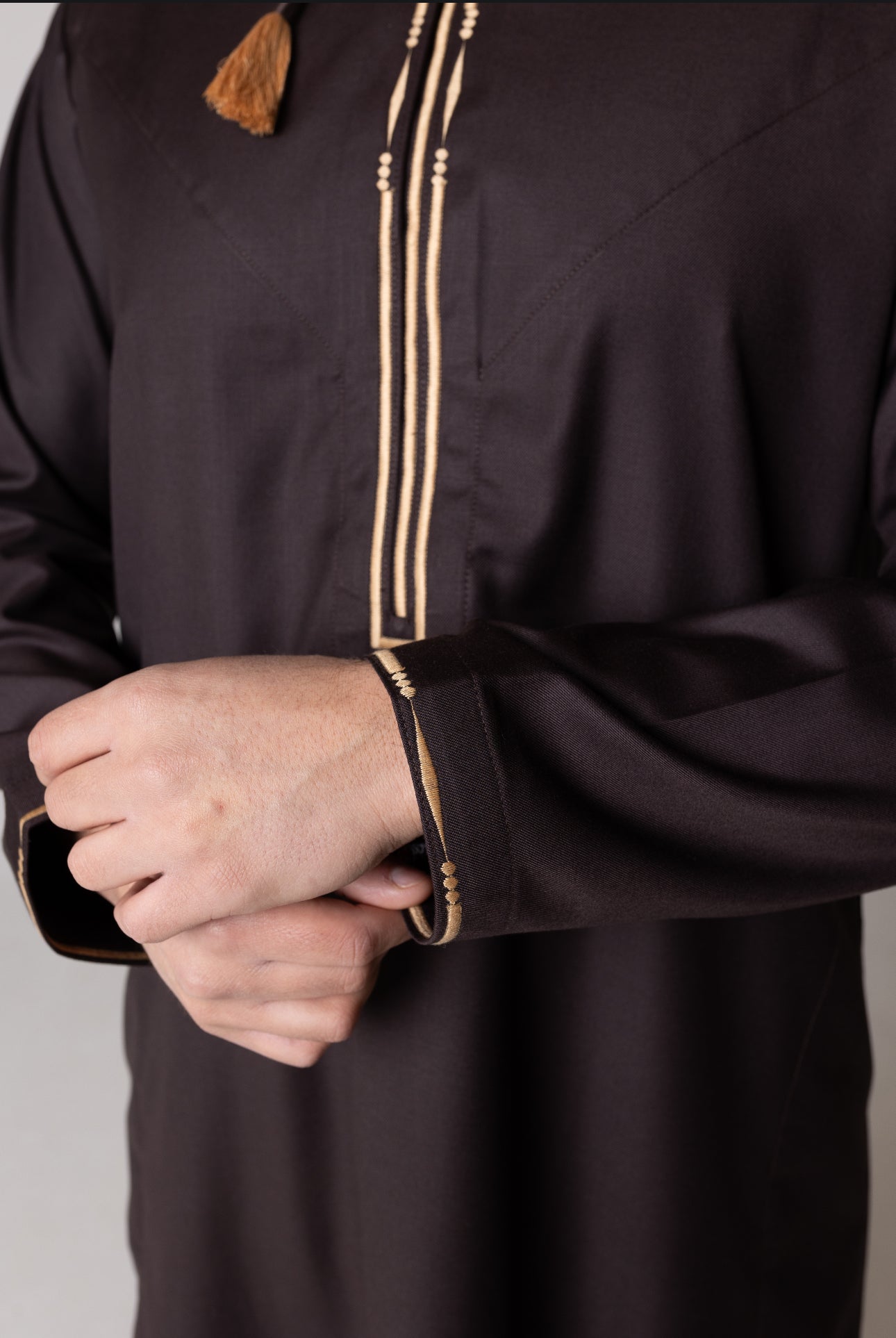 Kids Brown & Gold Patterned Omani Thobe RM25 image 7