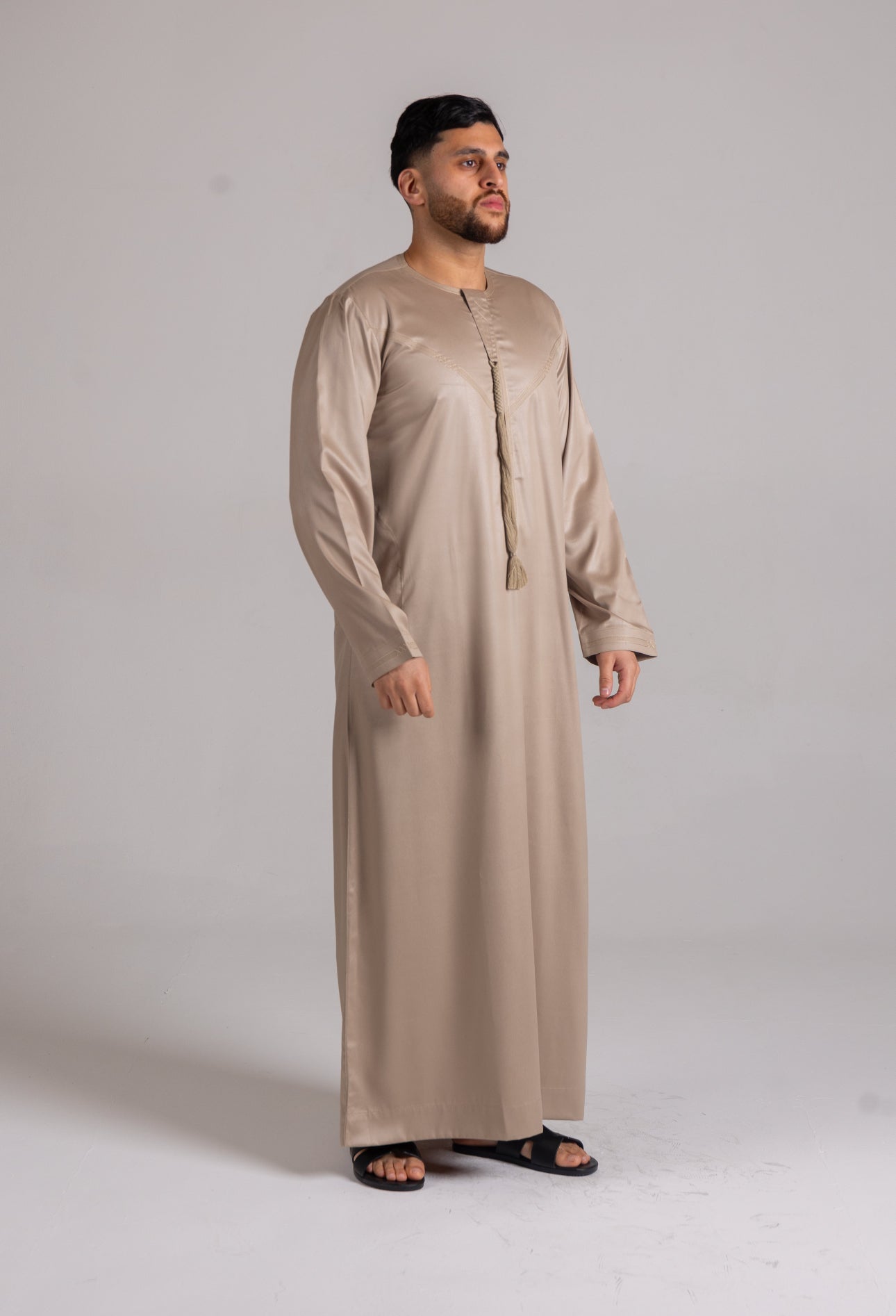 Embroidery Emirati Thobe Shiny ( Beige ) image 2