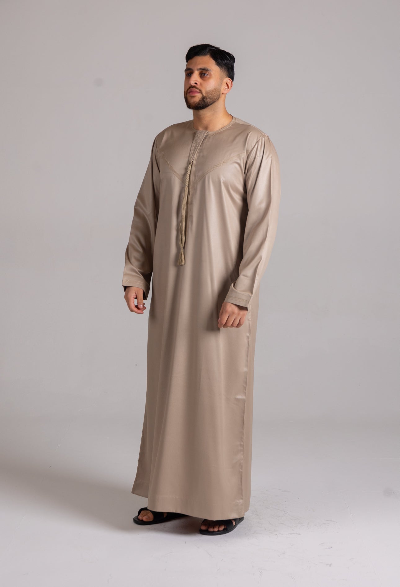 Embroidery Emirati Thobe Shiny ( Beige ) image 1