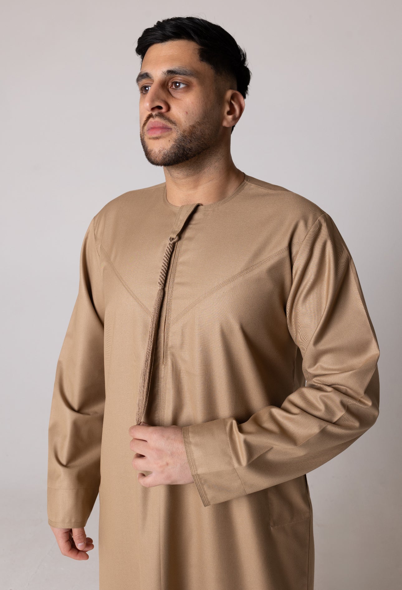 Quality Emirati Thobe ( Gold ) image 2