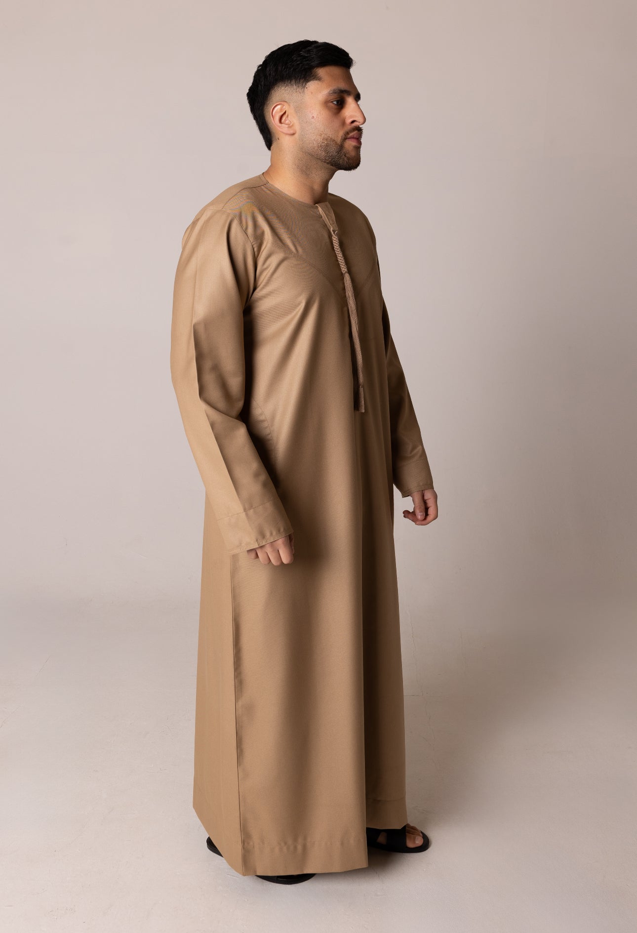 Quality Emirati Thobe ( Gold ) image 3