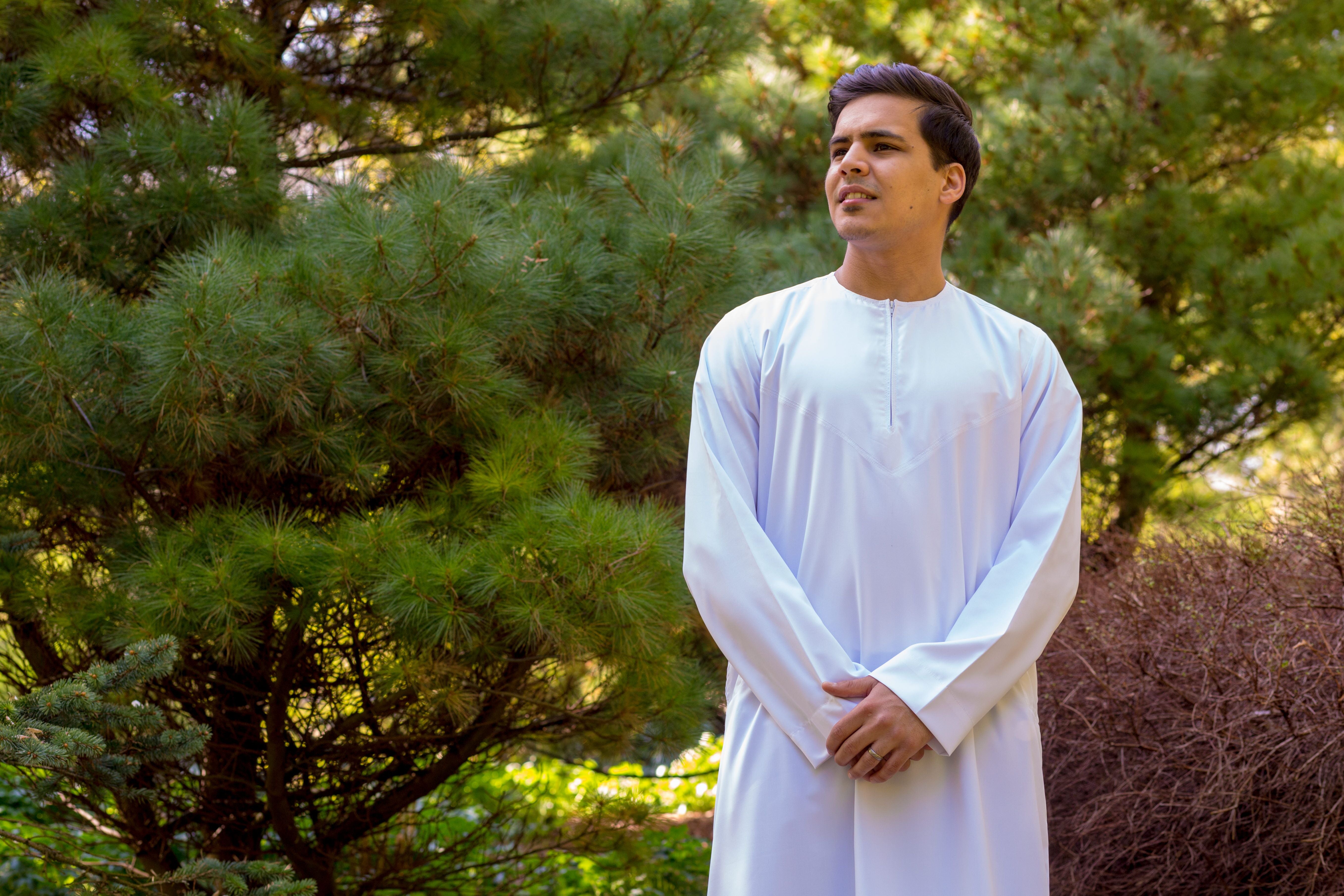 Classic Collarless Zip Thobe (White , Black )