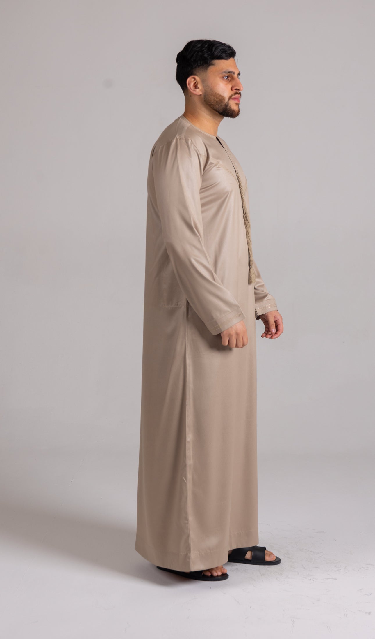 Embroidery Emirati Thobe Shiny ( Beige ) image 5