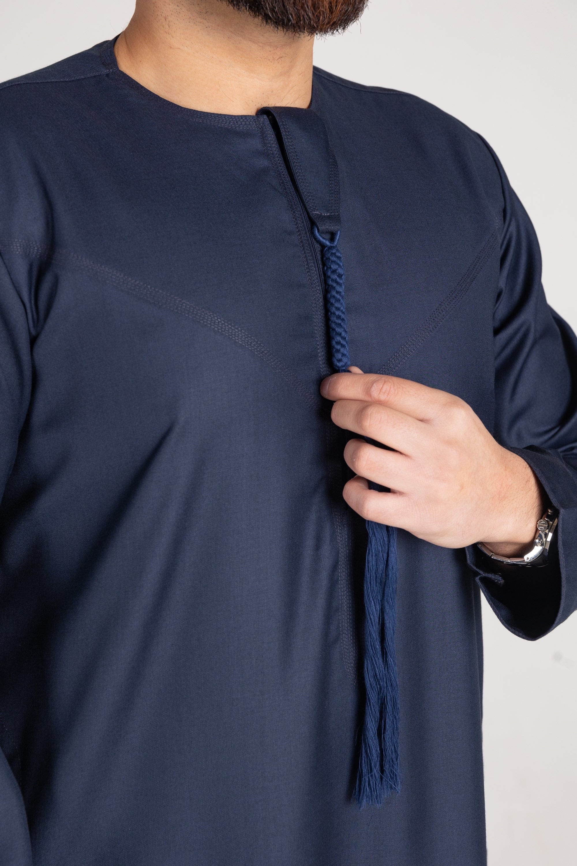 Quality Emirati Thobe ( Navy ) image 4
