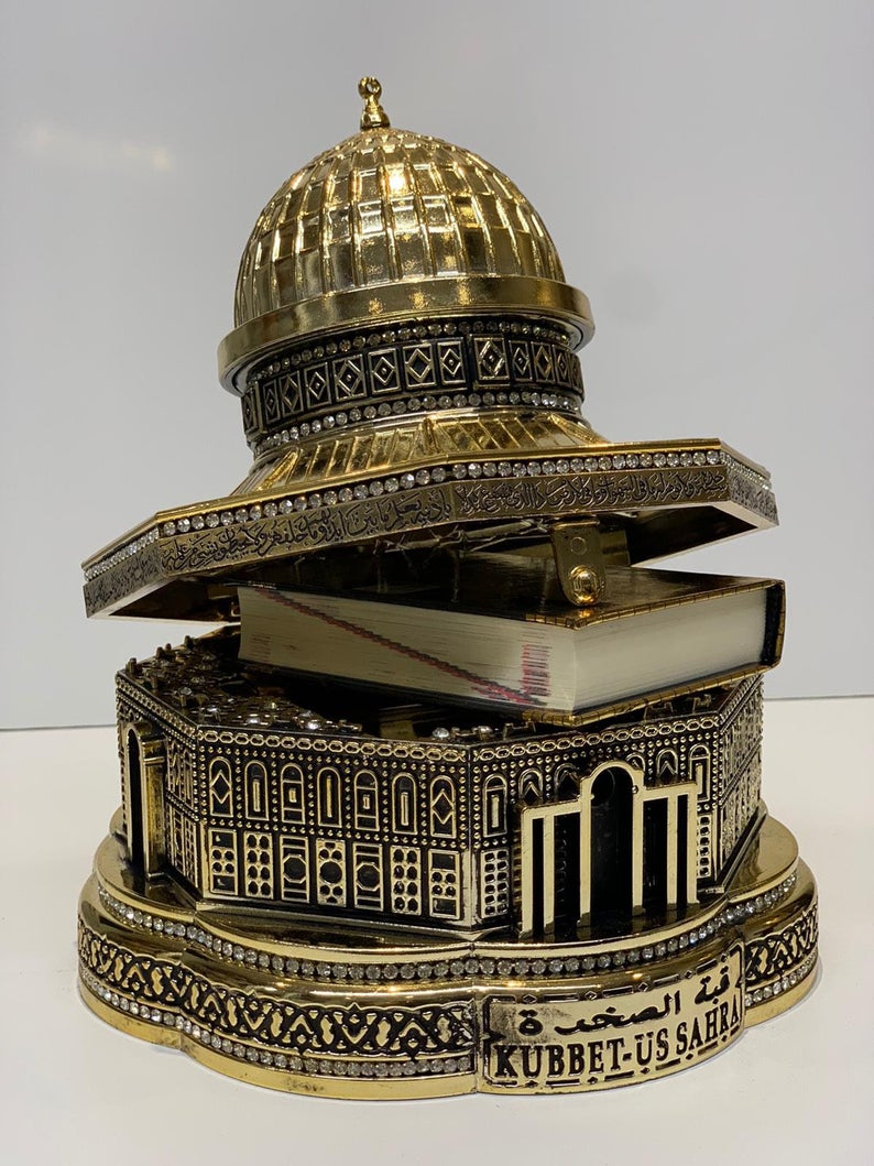 Masjid Al Aqsa Ornament With Quran