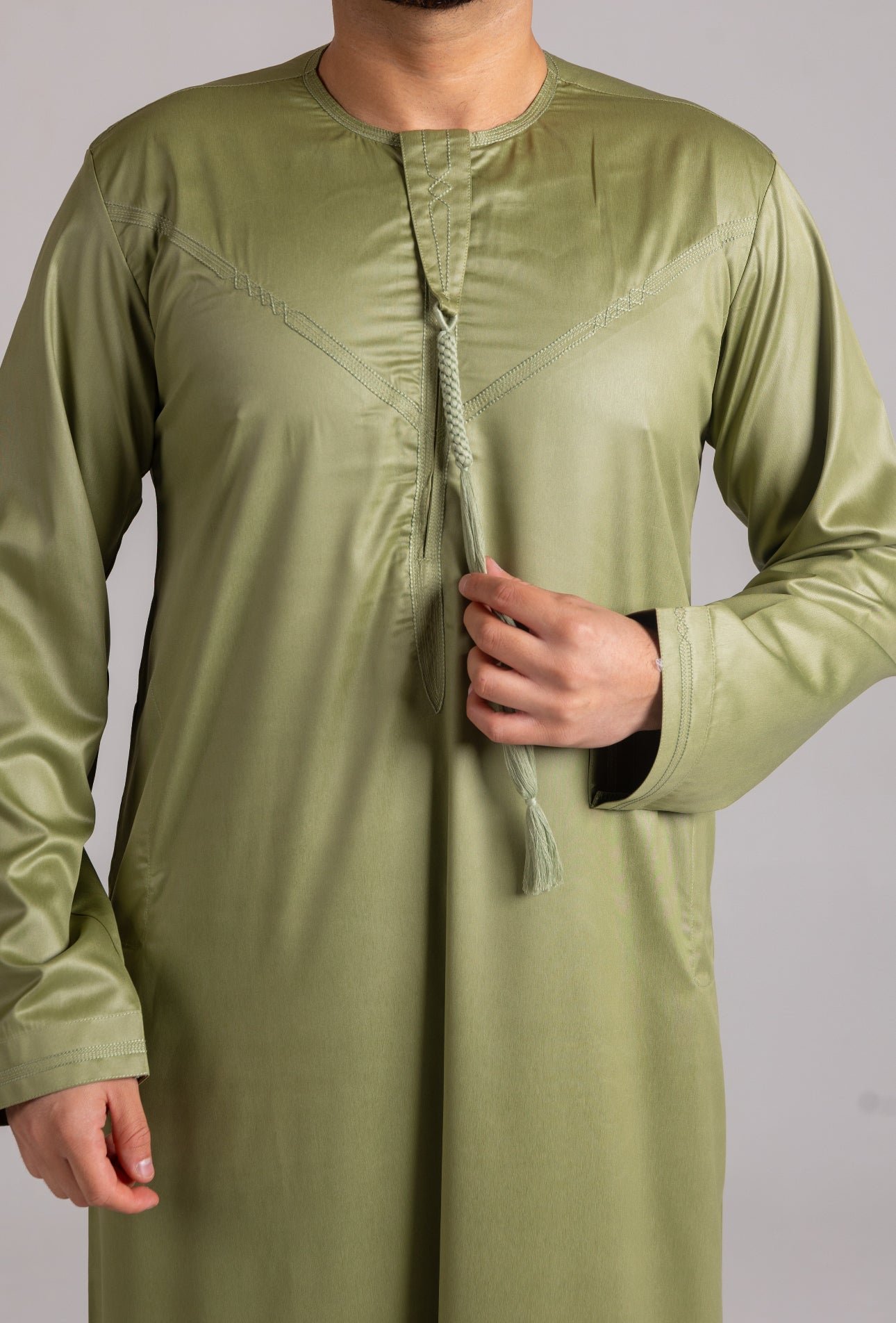 Embroidery Emirati Thobe Shiny ( Olive )
