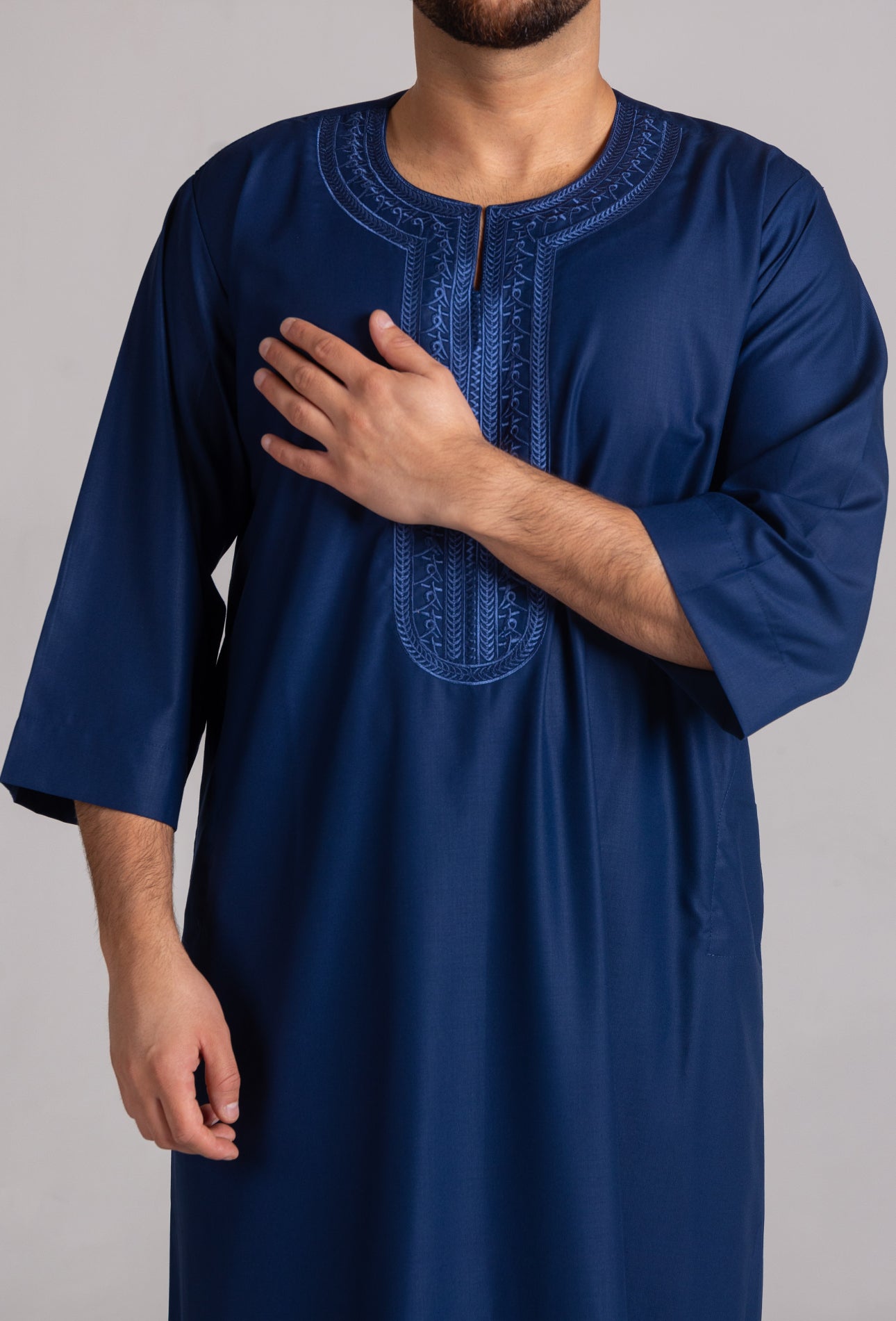 Premium 3 Quarter Sleeve Thobe Navy