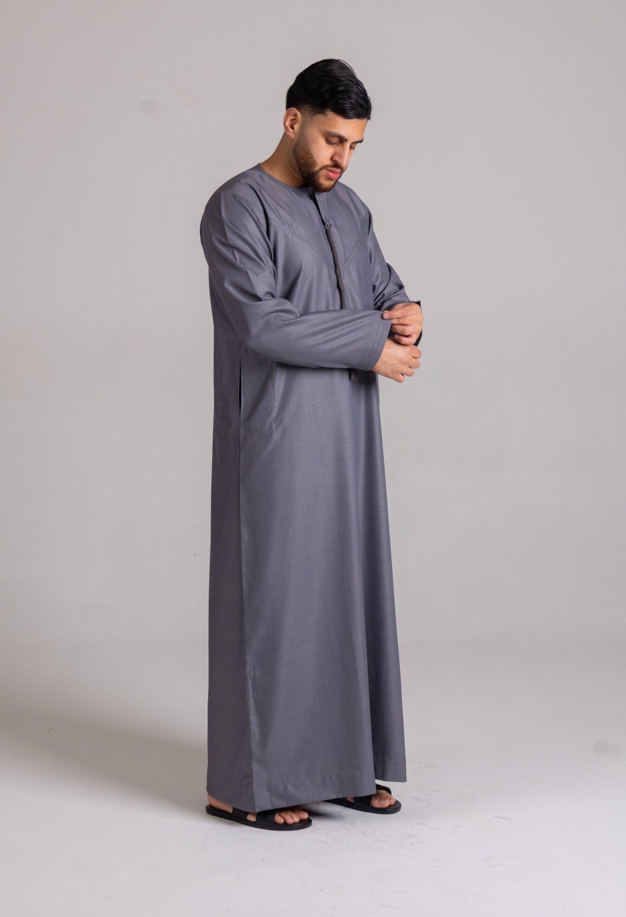 Premium Embroidered Emirati Thobe ( Grey  )