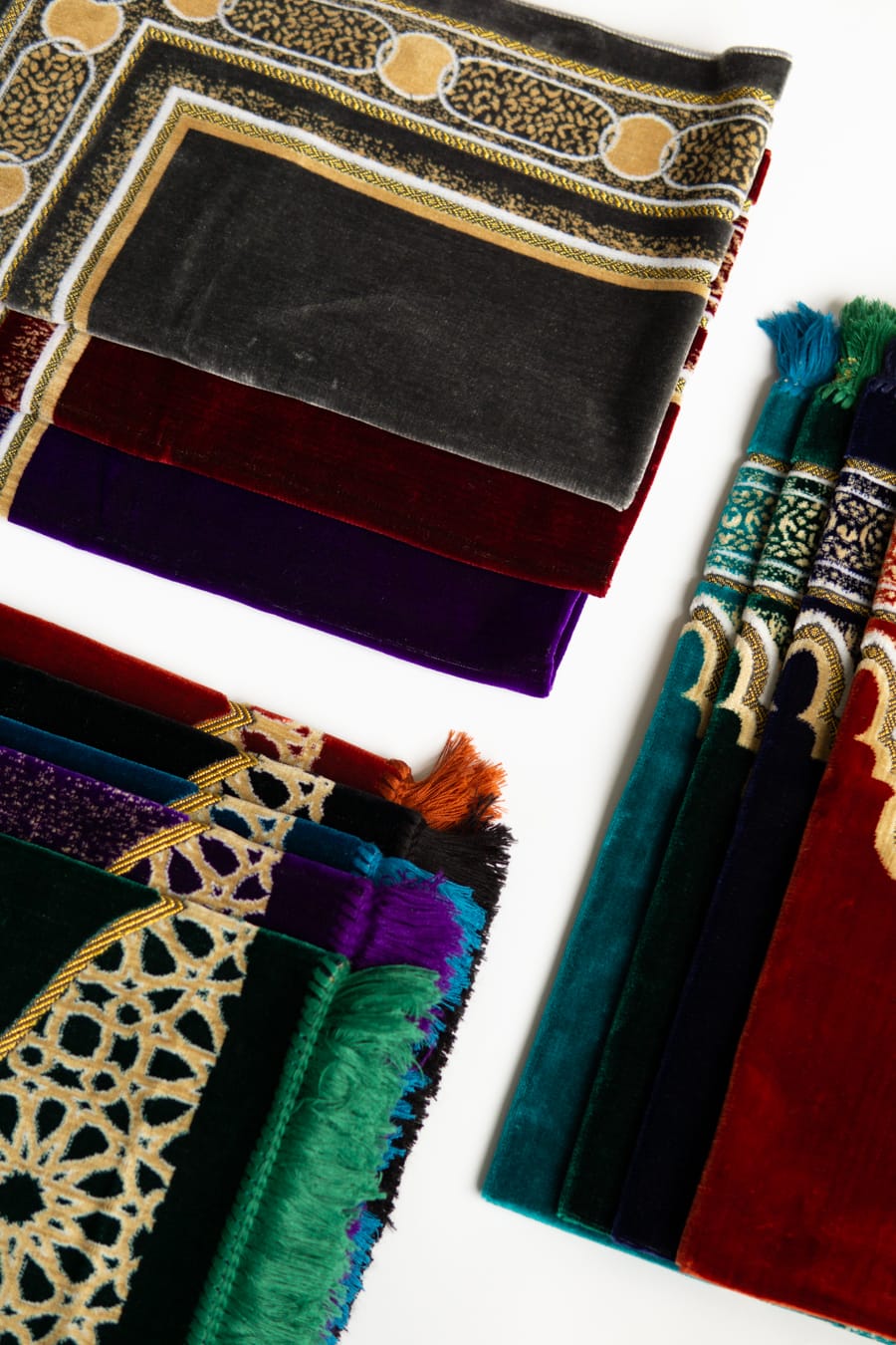 Mehrab Design Prayer Mat