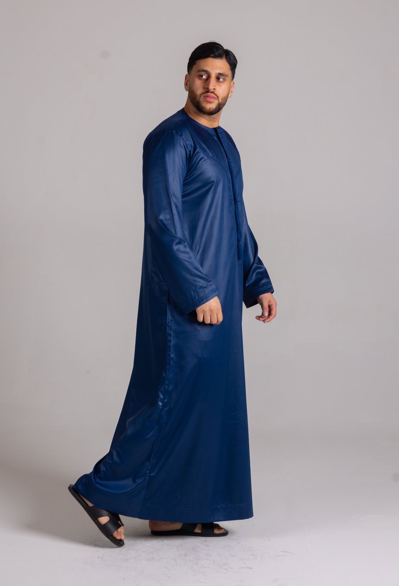 Embroidery Emirati Thobe Shiny ( Navy )
