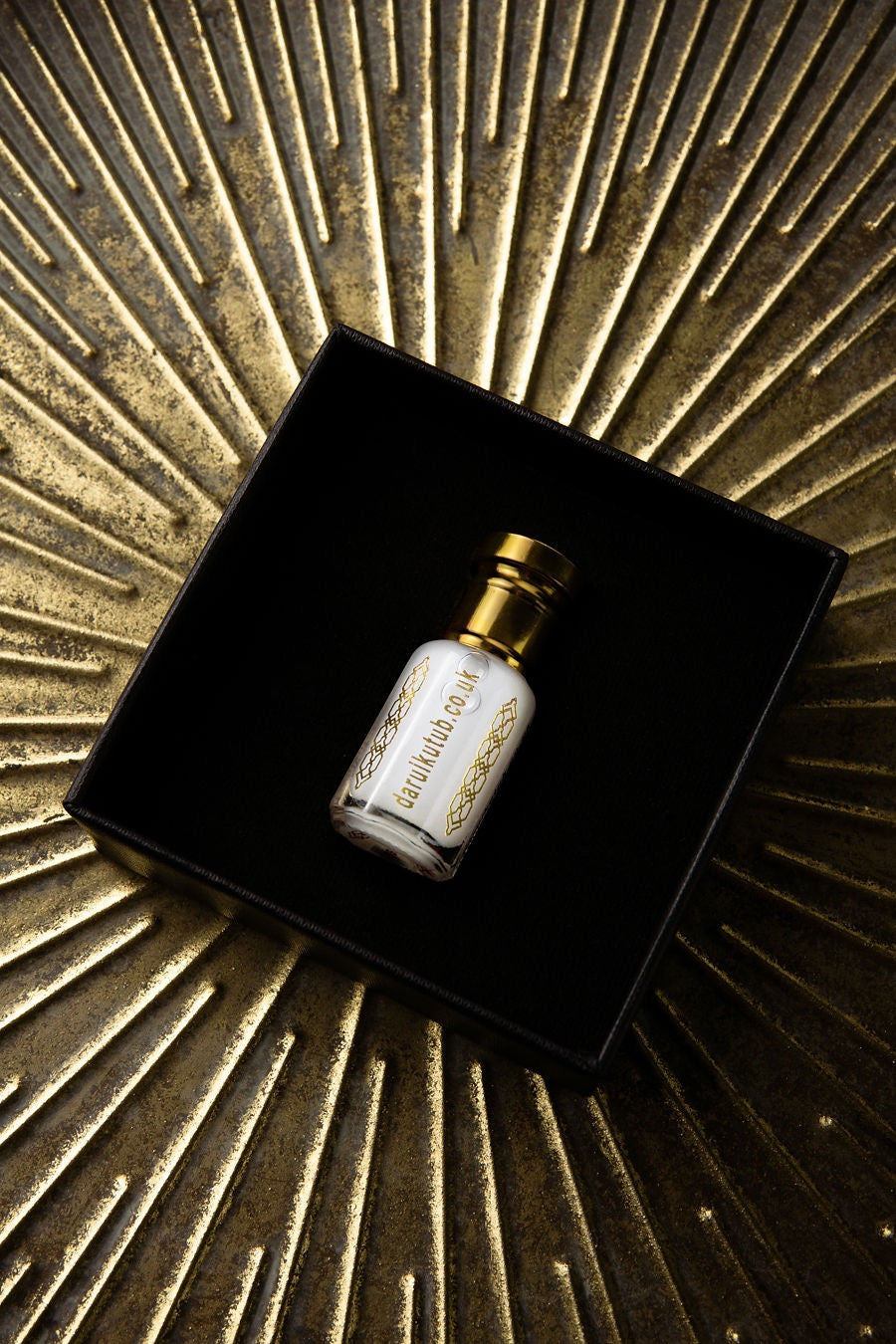 Musk Tahara Deluxe Oil Fragrance