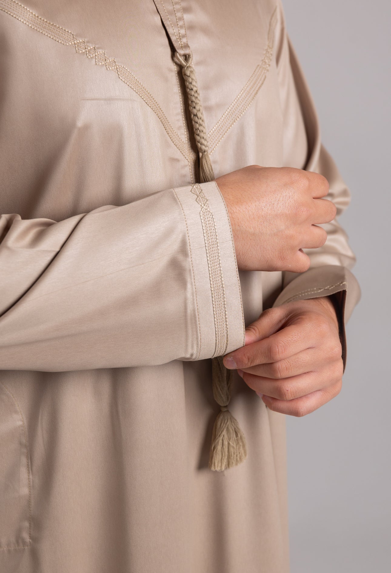 Embroidery Emirati Thobe Shiny ( Beige ) image 7